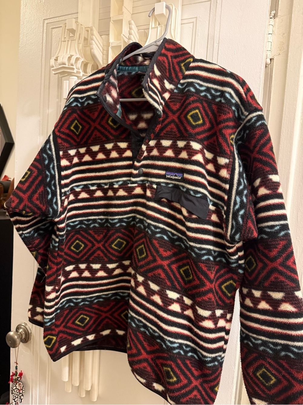 Patagonia Men’s Red, Black & Cream Patterned Fleece Pullover
